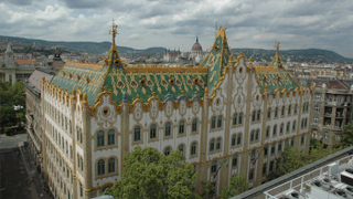 Illustration for article titled Why Budapest Is Famous For Its Art Nouveau Architecture